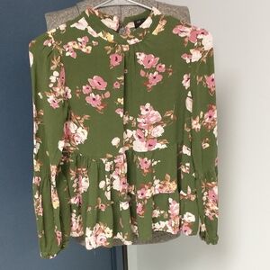 Art Class Women's Green Floral Peplum Blouse